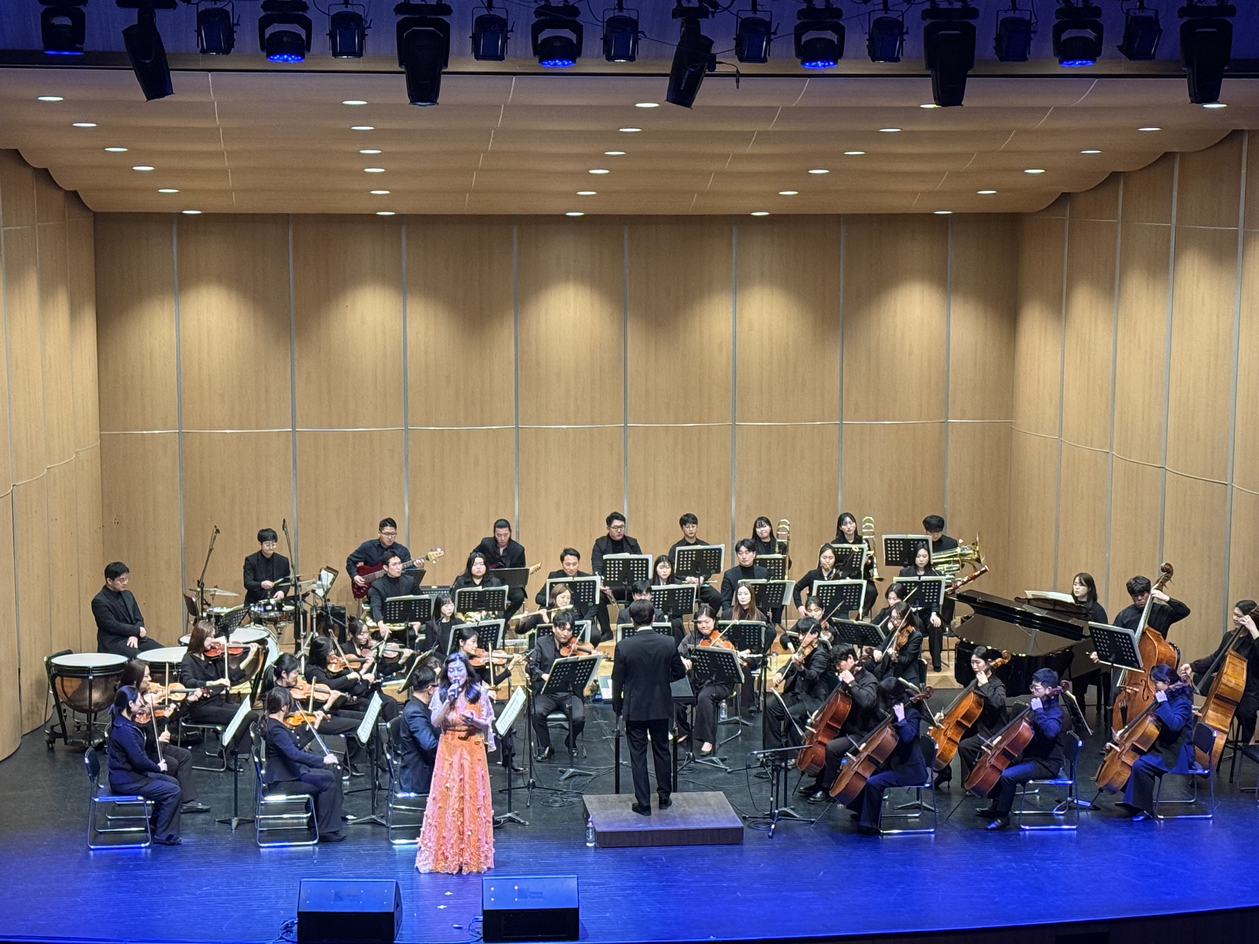 홍지민과 함께하는 신춘음악회