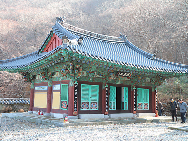 신흥사 구 대웅전 단청반자 사진3