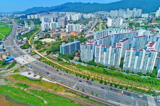 (자료사진)-도시숲 조성-협성노블리스앞 2024.8.23