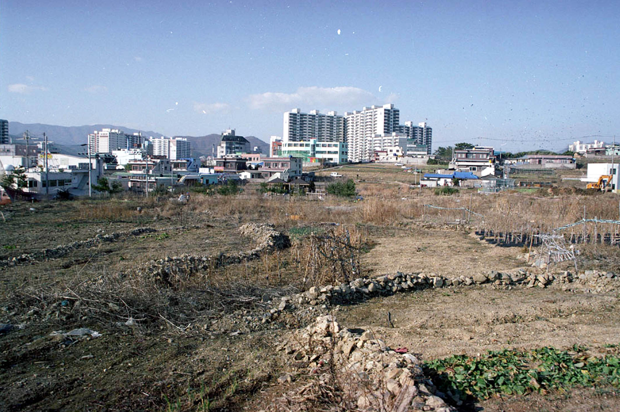 20011116사회복지관 부지1.jpg