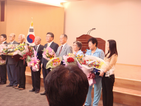 모범시민 및 어르신 울산광역시장상 수상