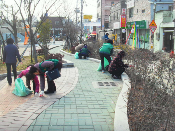 양정동 새마을부녀회 마을대청소(1.21)