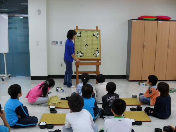 어린이바둑 수업 전경