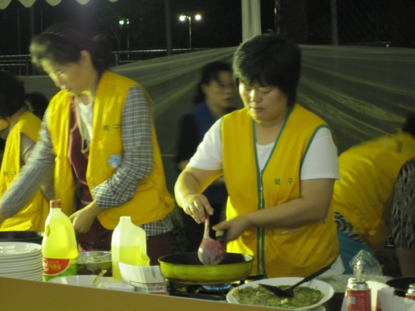 2010 양정동 주민센터발표회 및 동민노래자랑 풍경(초대가수, 먹거리)