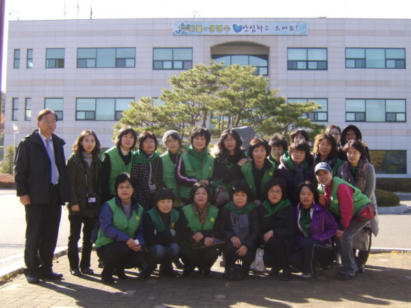 농소3동 새마을부녀회‘안전하고 맛있는 울산 수돗물 체험’ 천상 정수장 견학