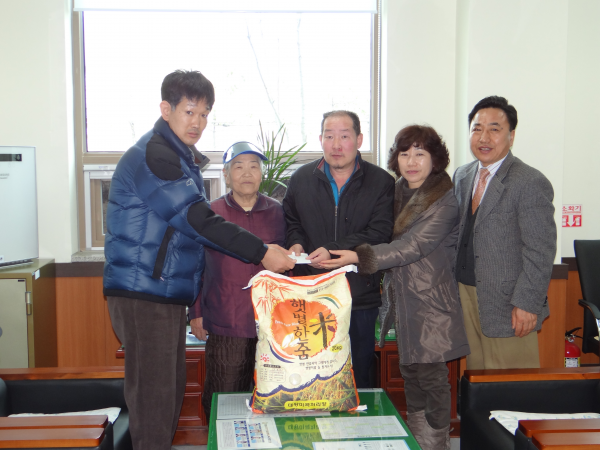 송정동, 참소리 풍물패 성금 및 물품 전달