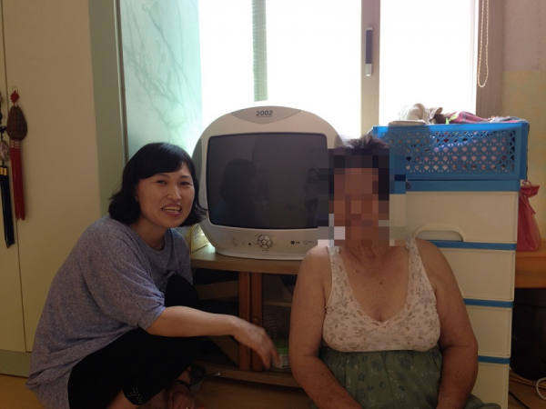 동 복지위원회 온사랑카페 8월 후원물품 전달 
