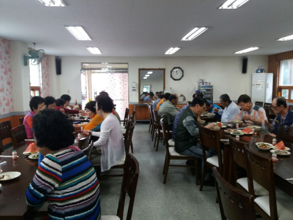 농소농협 부녀회 성혜경로당 국수대접