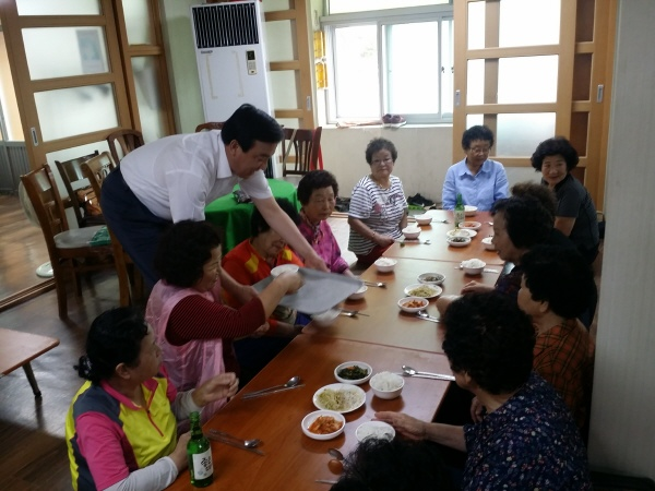 여성자원봉사회 밥퍼봉사