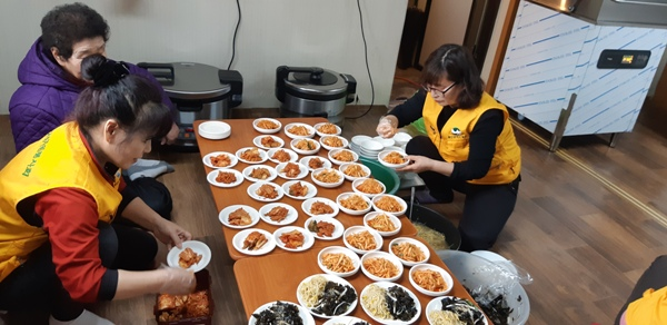 2018. 3월 여성자원봉사회 밥퍼 봉사