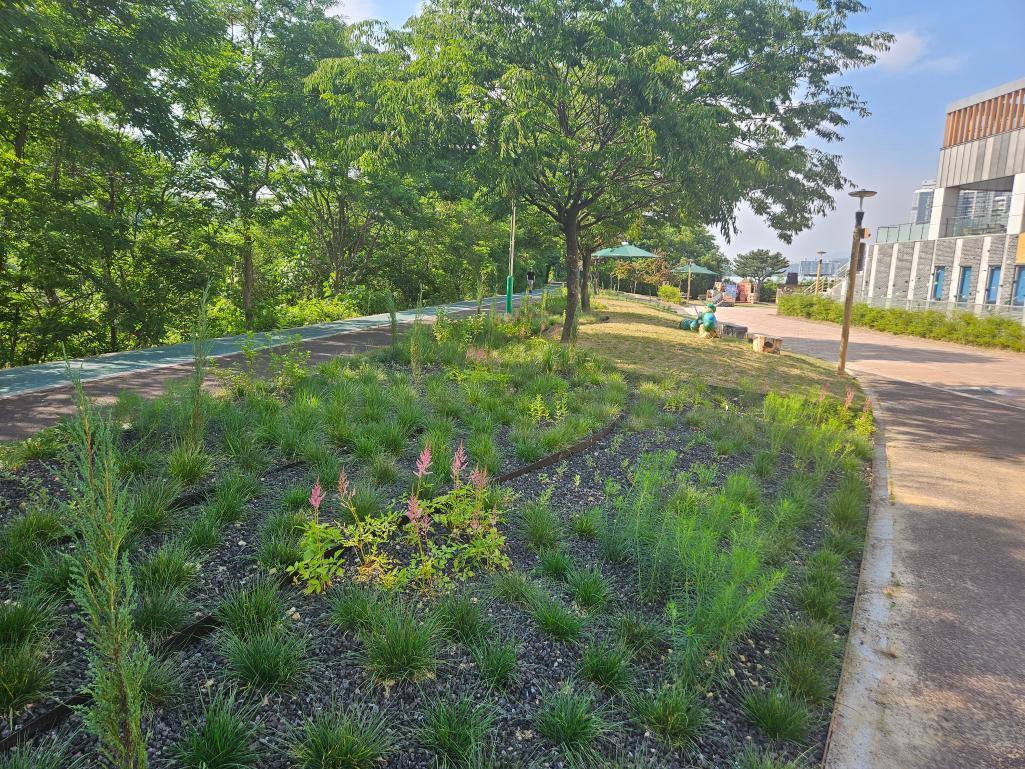 세대공감창의놀이터 테마정원[중산동 829번지]