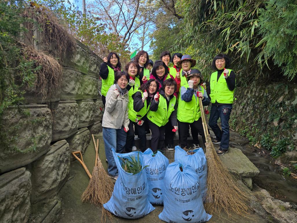 ('25. 11. 03.) 염포동 자연보호협의회, 가재골 환경정비