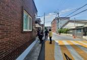 성내마을 골목 보안벽등(태양열) 설치 작업(지역발전협의회)